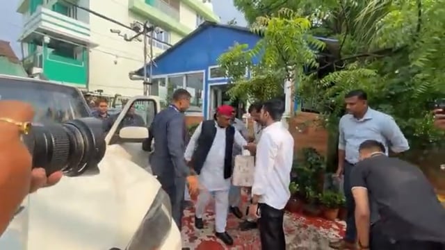 ➡️.....बंगाल चुनाव नतीजों के बाद कोलकाता पहुंचे सपा अध्यक्ष अखिलेश यादव*