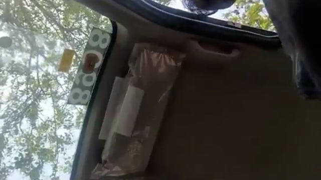 ▶️.......जल्दी सेवा, पानी कर चल 
समझा करो साहब, स्टॉफ का मामला है
भ्रष्टाचार पर ज़ीरो टॉलरेंस का जीता जागता उदाहरण है ये वीडियो!!
नोएडा में डायल 112 PCR  पर तैनात पुलिसवाला ऑटो ड्राइवर से घूस मांग रहा है
 हम इस वीडियो की पुष्टि नहीं करते हैं