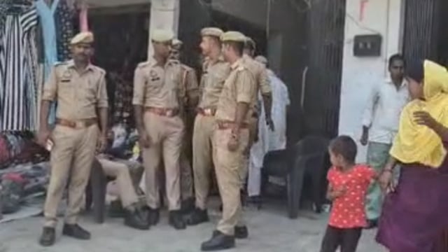 उस्मानी गन हाउस का एसडीएम व सीओ ने किया निरीक्षण, खोखा कारतूसों से बिक्री किए गये कारतूसों का किया मिलान