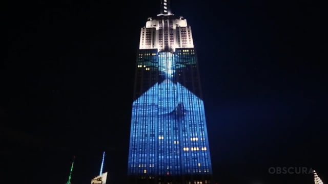 Empire State Building Projections, Racing Extinction