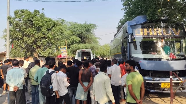 वॉल्वो बस ने स्कूटी सवार दंपत्ति को कुचला,पत्नी की मौके पर मौत #एक्सीडेंट 