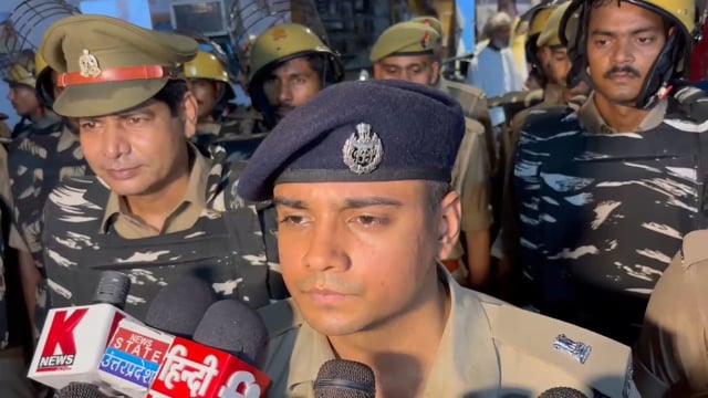 मुजफ्फरनगर sp city ने किया पैदल मार्च