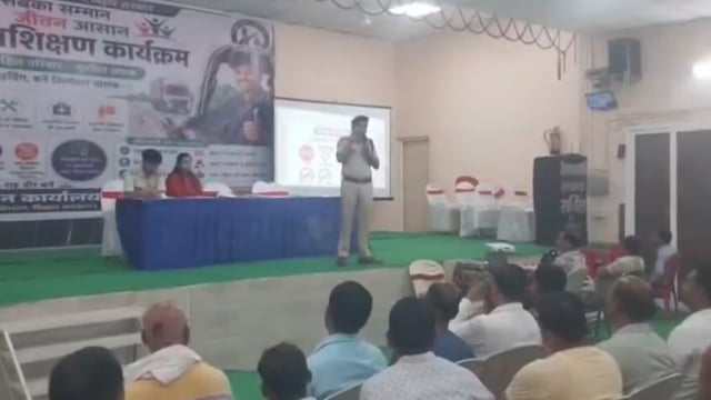 सड़क पर लापरवाही पड़ेगी भारी! बांका में वाहन चालकों को दिया गया सुरक्षा का सख्त पाठ