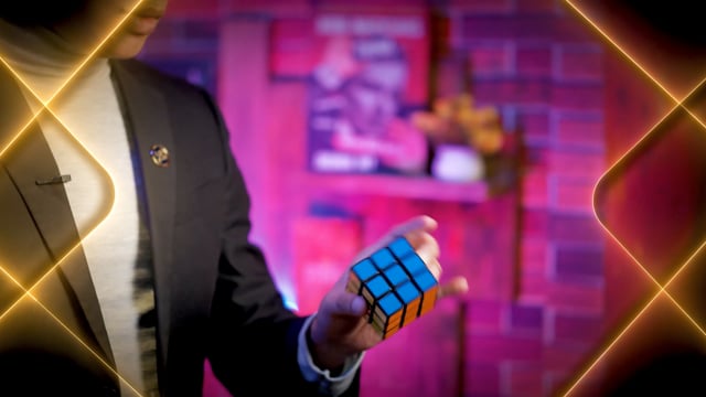 Video Chaos Cube (Gimmicks and Online Instructions) by Alfonso Abejuela - Trick (VT)