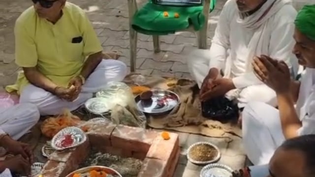 मथुराके हर तहसील मेंभारतीय किसान यूनियन टिकेट के संस्थापक बाबा महेंद्र सिंह टिकेट जी की 15बी पुण्यतिथि धूमधाम सेमनाई गई 