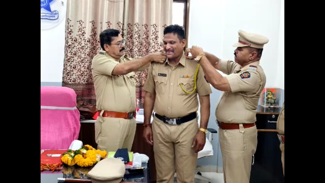 पोलीस हेडकॉन्स्टेबल मोतीपवळे यांची सहाय्यक पोलीस उपनिरीक्षक पदी पदोन्नती