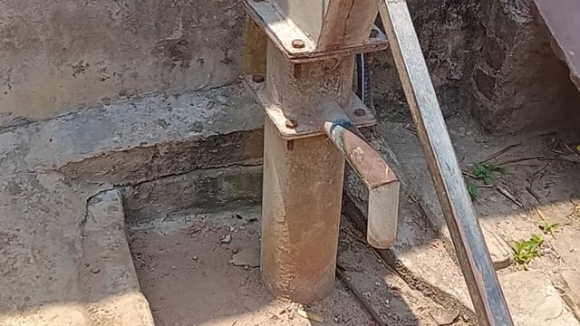 भांवरकोल ब्लाक अन्तर्गत ग्राम पंचायत मलिकपुरा में दलित बस्ती में ये हैंडपंप सालों से खराब है 