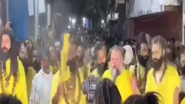 वृंदावन में संत प्रेमानंद महाराज की प्रातः कालीन पदयात्रा हुई सथागित, श्रद्धालुओं में मायूसी 