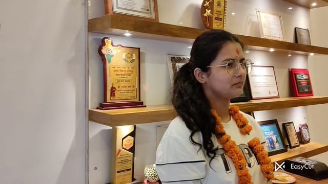 डी मोन फॉर अकादमी की छात्रा कनिष्क ने सीबीएसई बोर्ड परीक्षा में 98.8% अंकों के साथ विद्यालय ही नहीं किया टॉप डिस्ट्रिक्ट