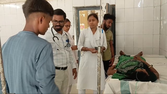 दो मोटरसाइकिल की आमने सामने टक्कर में महिला गंभीर रूप से जख्मी, सदर अस्पताल नवादा रेफर