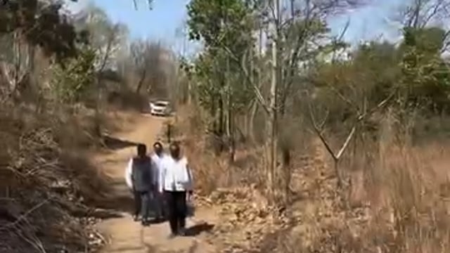 आदिवासी क्रांतिकारक ख्याजा नाईक यांच्या स्मृती स्थळाला भाजपाप्रदेशाध्यक्ष डॉ देवराव होळी नी दिली भेट 