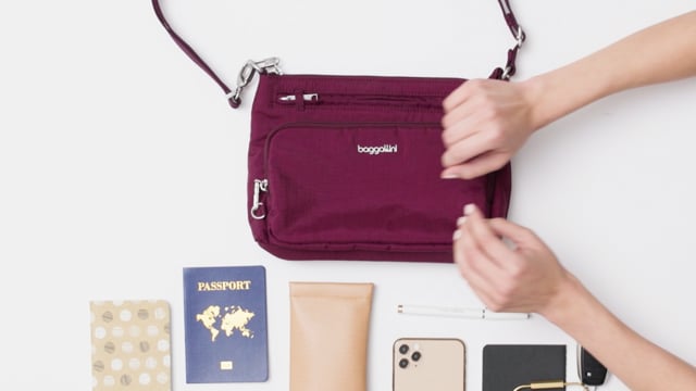 Securtex® Classic Anti-Theft Keepsake Crossbody video