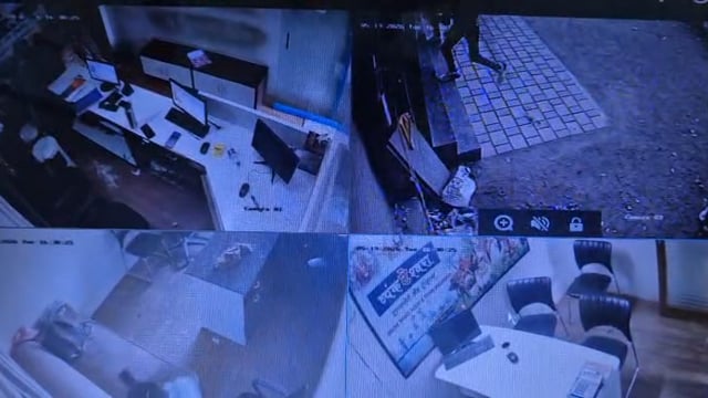 विटा ट्रायवल  बुकिंग ऑफिस तोडफोड cctv 