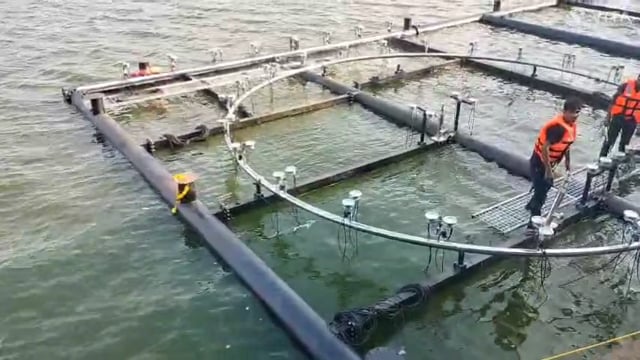 कोल्हापूर रंकाळा चौपाटी मे एक और शानदार चीज फव्वारे (कारंजा )का आज स्ट्रक्चर तालाब मे उतारा है ।एक अच्छा सरप्राईज इंतजार कर रहा है।