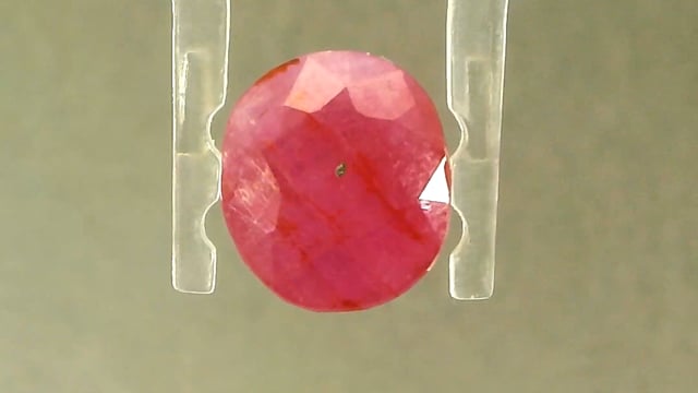 Burma Ruby 5.10 Carat — video