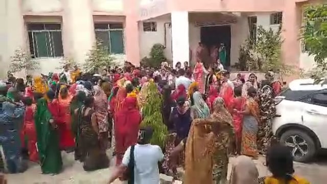 एएनएम कॉलेज में भोजन-पानी विवाद ने लिया हिंसक रूप, छात्राओं-जीविका दीदियों में भिड़ंत, पांच घायल