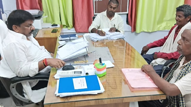 सीओ के शनिवारिय जनता दरबार में चार मामलों की सुनवाई, एक का निष्पादन
