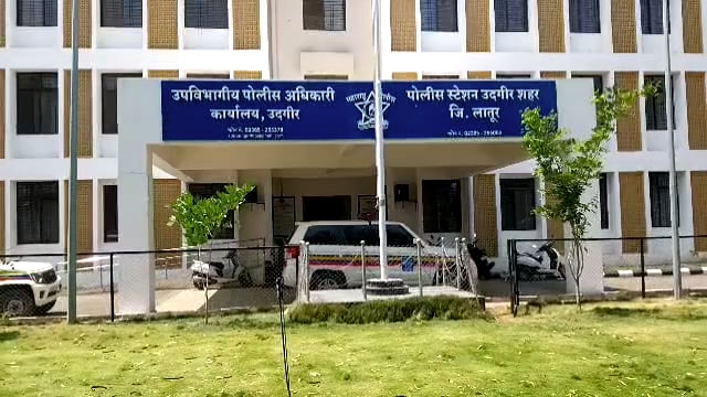 बेगजीपुरा भागात कत्तल करण्याच्या उद्देशाने डांबून ठेवलेल्या गायीची पोलिसांनी केली सुटका