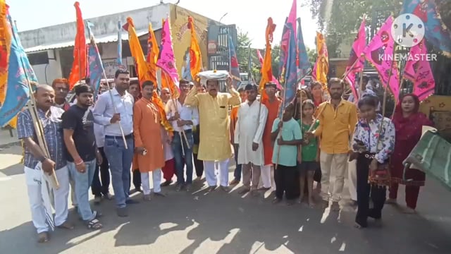 एकादशी के उपलक्ष में आज नरेश भक्त श्याम सेवा समिति ने निशान यात्रा उठाई और जीवनी मंडी खाटू श्याम दरबार तक पहुंचे