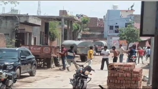 MANT-84 कोस परिक्रमा में गोलियों की गूंज: भंडारे को लेकर दो पक्षों में खूनी संघर्ष, श्रद्धालुओं में मची भगदड़,,