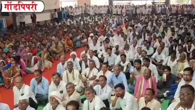 बहुजनांना गुलाम बनविण्याचे षडयंत्र - गोंडपिपरीत शेतकऱ्यांचा एल्गार - आ. विजय वडेट्टीवार यांचा सरकारवर घणाघात