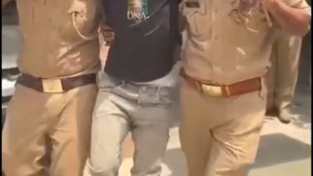 पुलिस मुठभेड़ में छह शातिर चोर गिरफ्तार, चोरी का माल, सोने-चांदी के जेवरात, लाखों की नगदी व तमंचे बरामद