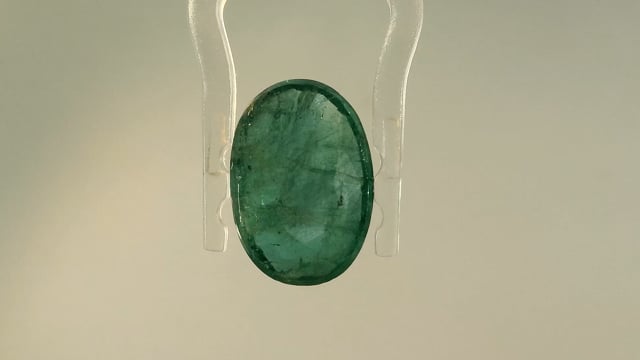 Zambian Panna  4.06 Carat — video