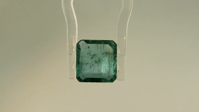 Zambian Markat  2.38 Carat — video