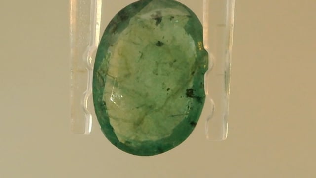 Zambian Panna 3.44 Carat — video