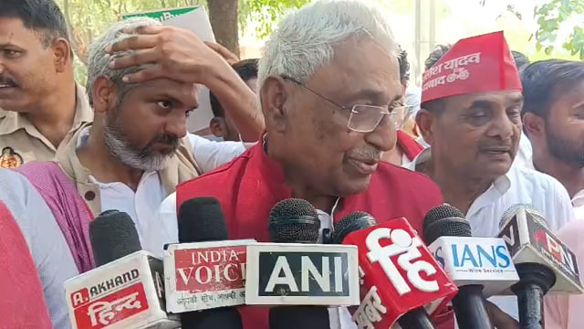 सिद्धार्थनगर में सपा का प्रदर्शन, भाजपा सरकार के खिलाफ खोला मोर्चा