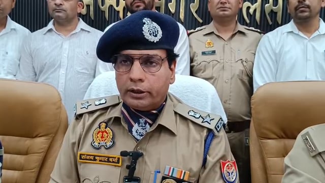 मुजफ्फरनगर की थाना जानसठ  क्षेत्र में खाद यूरिया के 454 कट्टे  पकड़े गए