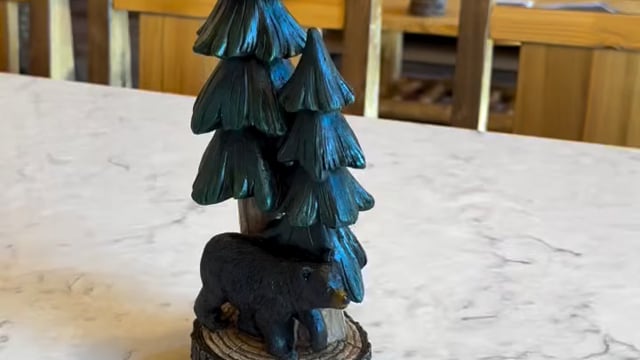 Vimeo video preview for Wildlife & Pine Tree Sculptures - 1198115701