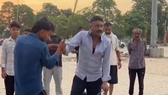 हरिद्वार! पुलिस की त्वरित कार्रवाई! हाथ पैर बांधकर युवक की बेरहमी से पिटाई! वीडियो वायरल!