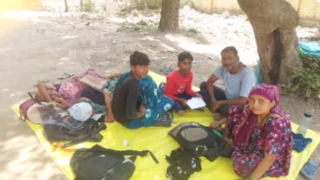 MANT-चौरासी कोसीय परिक्रमा में उमड़ा आस्था का सेलाव, सुविधाओं की कमी से श्रध्यालु परेशान,,