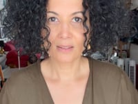 Fabienne Maillot - présentation portrait et plein pied