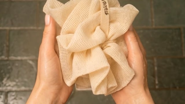 Duş Lifi & Banyo Süngeri — AI Ürün Tanıtımı