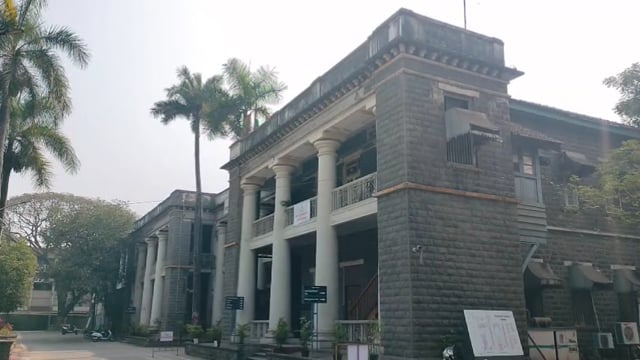 कोल्हापूर जिल्हाधिकारी कार्याल यामध्ये डॉ. विजय राठोड यांच्या उपस्थितीत जिल्हास्तरीय पीसीपीएनडीटी सल्लागार समिती ची बैठक पार पडली.