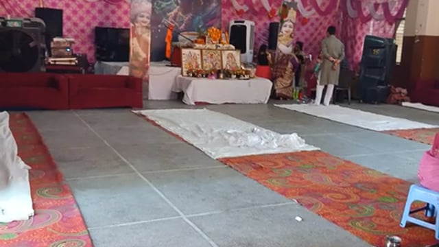 सहारनपुर शहर में गांधी कॉलोनी स्थित श्री शिव मंदिर में श्रीमद् भागवत कथा का आयोजन किया गया था जिसका समापन आजहवन के द्वार