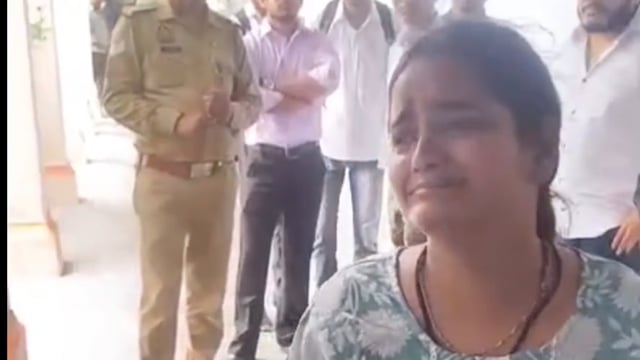 लाॅ के छात्रों के साथ अन्याय आई ओ पी कॉलेज वृंदावन पर बदसलूकी और मनमानी के लगाए आरोप।