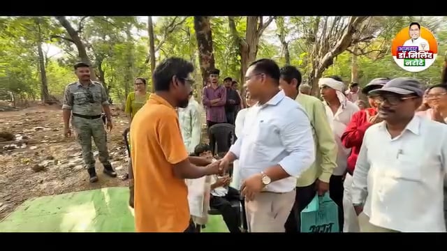 दिव्यांग बांधवाच्या साखळी उपोषणाला आमदार डॉ मिलिंद नरोटे यांची भेट