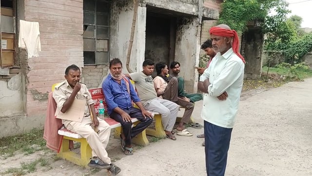 "दो माह पहले बजी थीं शहनाइयां, अब घर में गूंज रही चीखें... सड़क किनारे हुआ ऐसा हादसा जिसने सबको रुला दिया"
