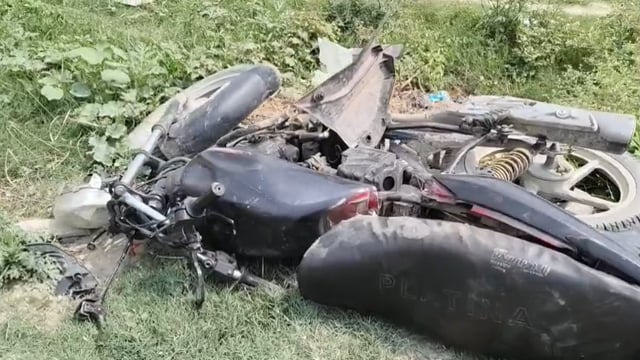 दो बाइक के बीच हुई भीषण टक्कर, 