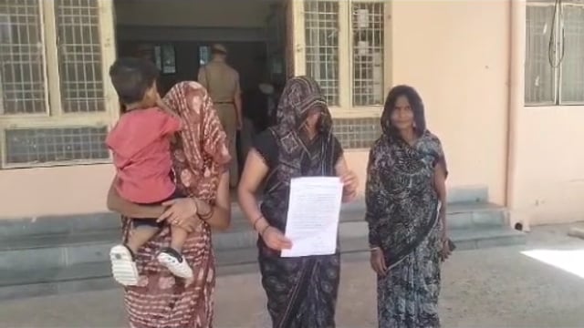 MANT-आधी रात घर में घुसी पुलिस, टूटी टंकियां और कैमरे... आखिर किसके इशारे पर,,