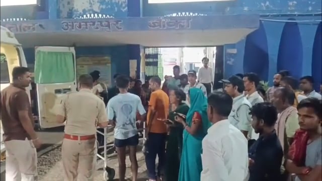 शादी की खुशियां मातम में बदली, चचेरे भाई की शादी में शामिल होने आए युवक की सड़क हादसे में मौत