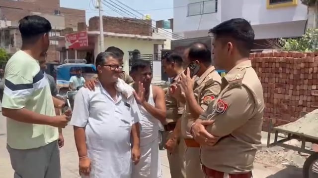 मथुरा के गोविंद नगर क्षेत्र में विद्युत करंट से गोवंश की हुई दर्दनाक मौत।