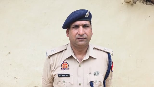 ब्रेकिंग अंबेडकरनगर
जैतपुर में चैन छीनने की घटना में गोली चलने की बात संदिग्ध जानकारी अनुसार अज्ञात व्यक्तियों ने महिला से माँगा चैन
चैन देने के बाद महिला के पति द्वारा विरोध करने पर अज्ञातों ने कर दिया हमला पूरे मामले में कि गई कार्यवाई के सम्बन्ध में ASP पूर्बी तेजबीर सिंह का सुनिए बयान।