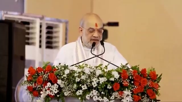 ▶️.....कोल्हापुर में केंद्रीय गृह मंत्री अमित शाह ने कहा- 
अब कोई गुट बचा नहीं है सिर्फ एक ही शिवसेना हो गई है... 
पहले हमें शिवसेना के शिंदे गुट को (एकनाथ) शिंदे गुट कहना पड़ता था....