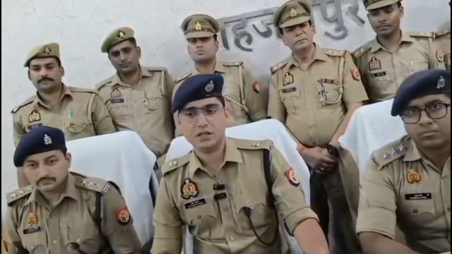 थाना सदर बाजार क्षेत्रान्तर्गत वृद्ध महिला से धोखाधड़ी कर चोरी करने वाले अभियोग का सफल अनावरण, 02 अभियुक्तों की गिरफ्तारी के संबंध में  अपर पुलिस अधीक्षक नगर की बाइट।