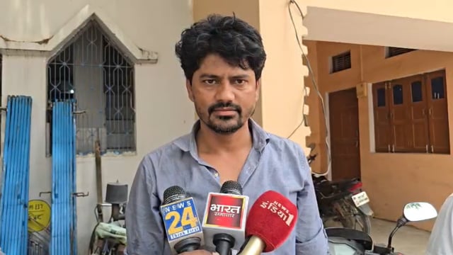 सिद्धार्थनगर: इटवा में आवारा कुत्तों का आतंक, दो महीने में 200 लोग घायल, प्रशासन से कार्रवाई की मांग