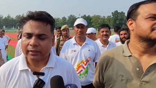 योग दिवस के संबंध में गाज़ीपुर एसपी डॉक्टर ईरज राजा ने क्या कहा देखे वीडियो में